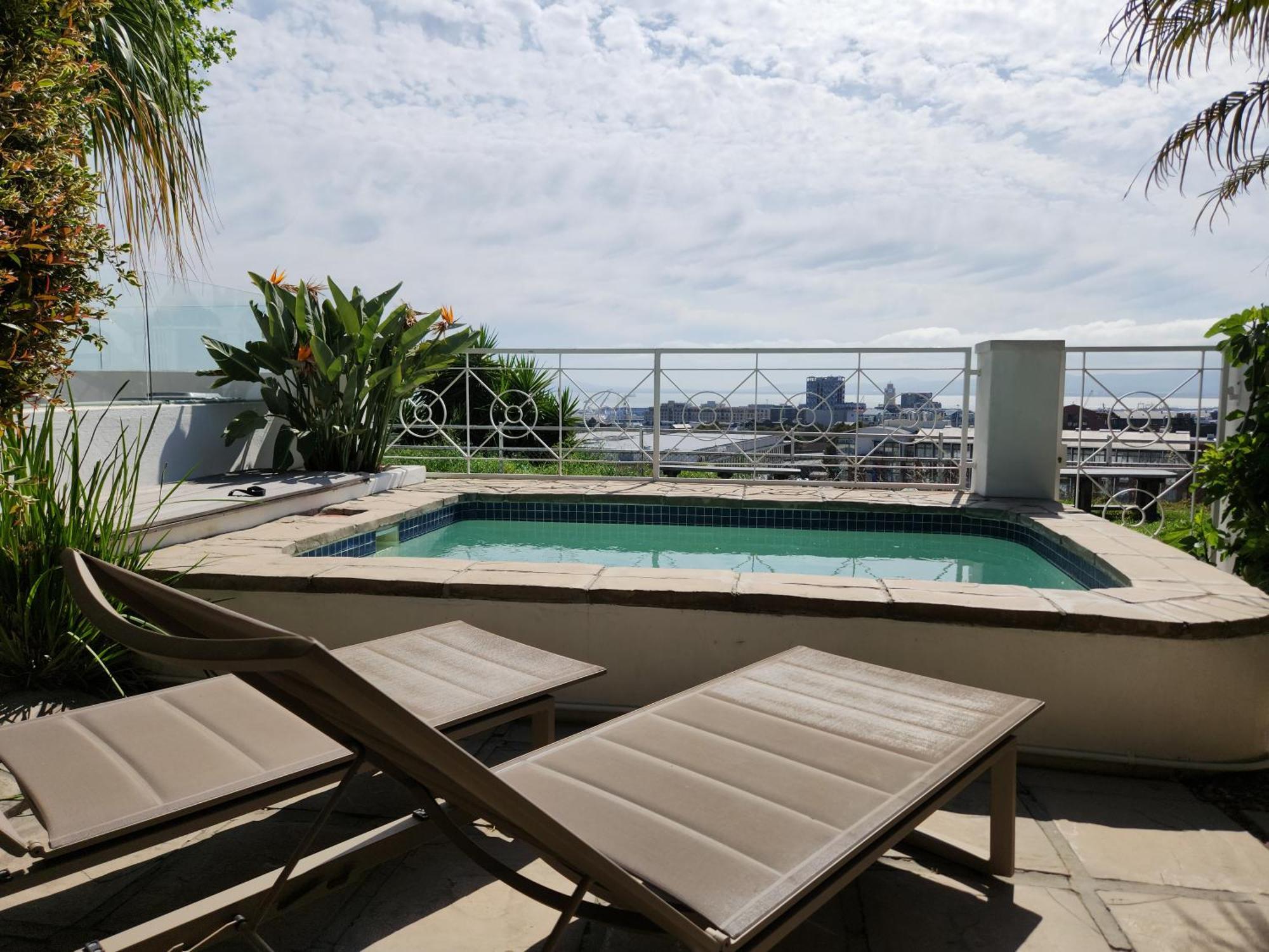 De Waterkant Villa *
